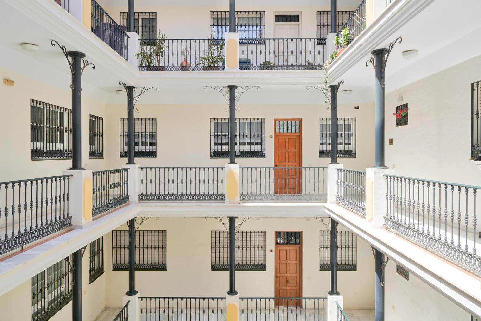 Iloftmalaga Carreteria - Rosaleda Apartment Exterior photo